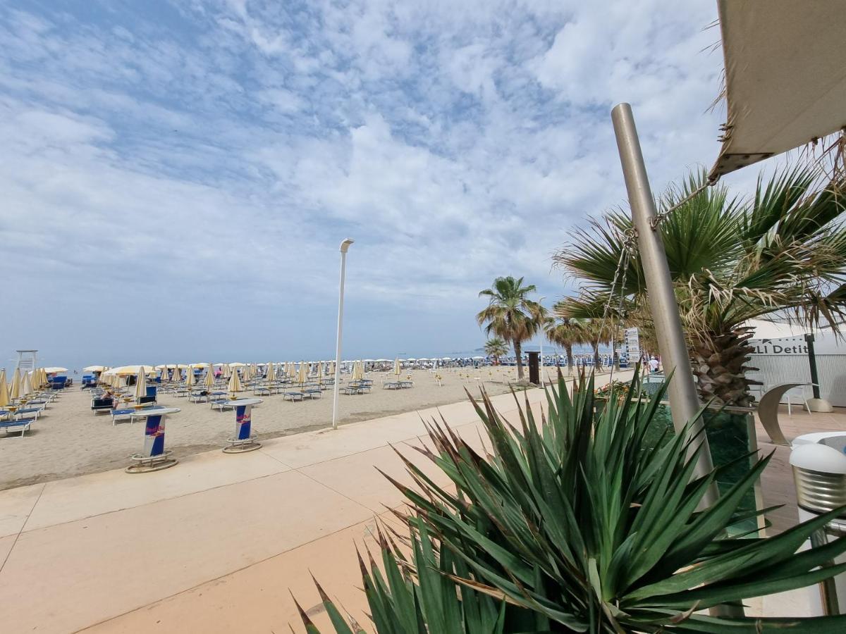 דורס Vacation Home Near The Sea מראה חיצוני תמונה